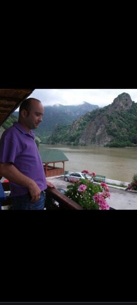 Tanar antreprenor 38 ani din Bucuresti imi caut jumatatea,