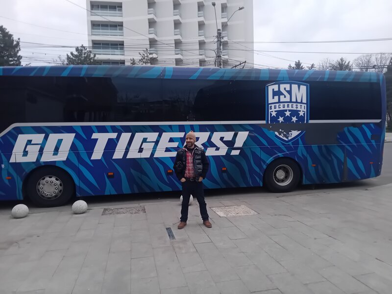 Tanar  38 ani din Bucuresti imi caut jumatatea,